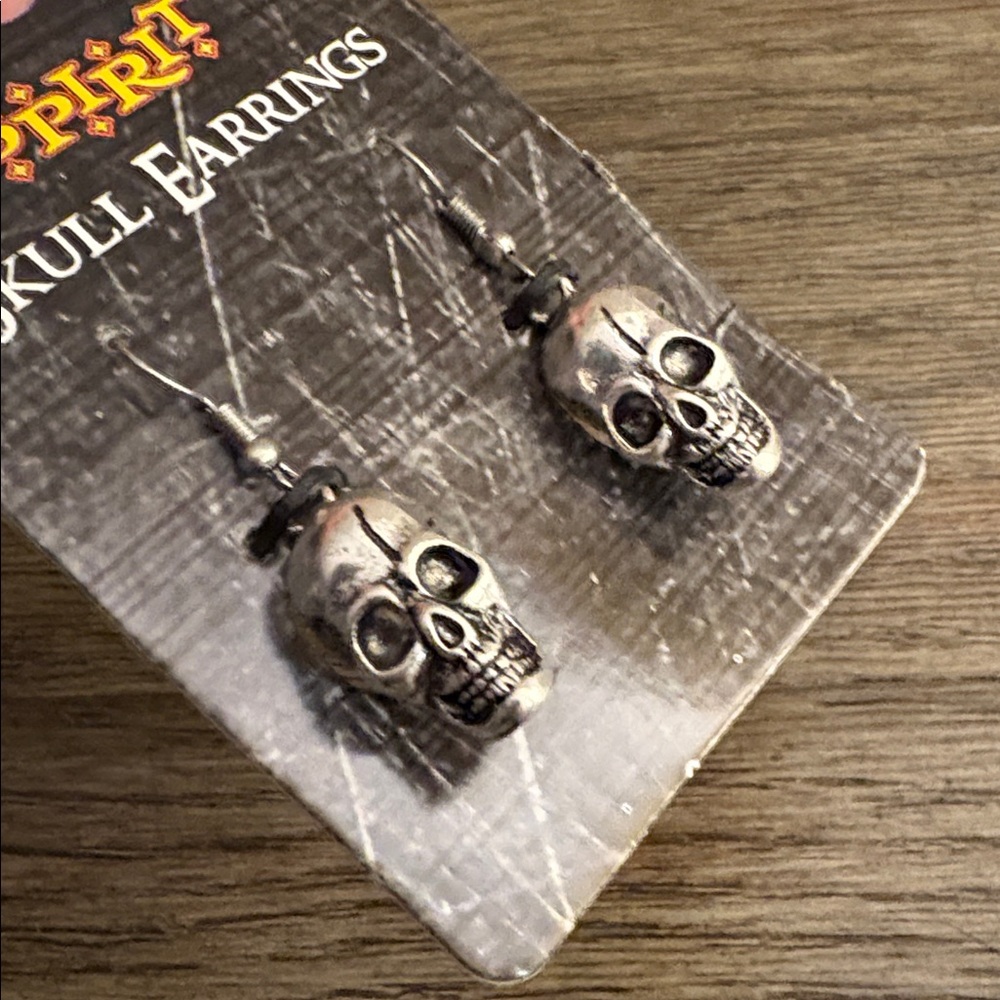 Lot of 2x [Spirit] & [Real Metal] Skull Gothic Drop Dangle Silver Earrings - Picture 6 of 12